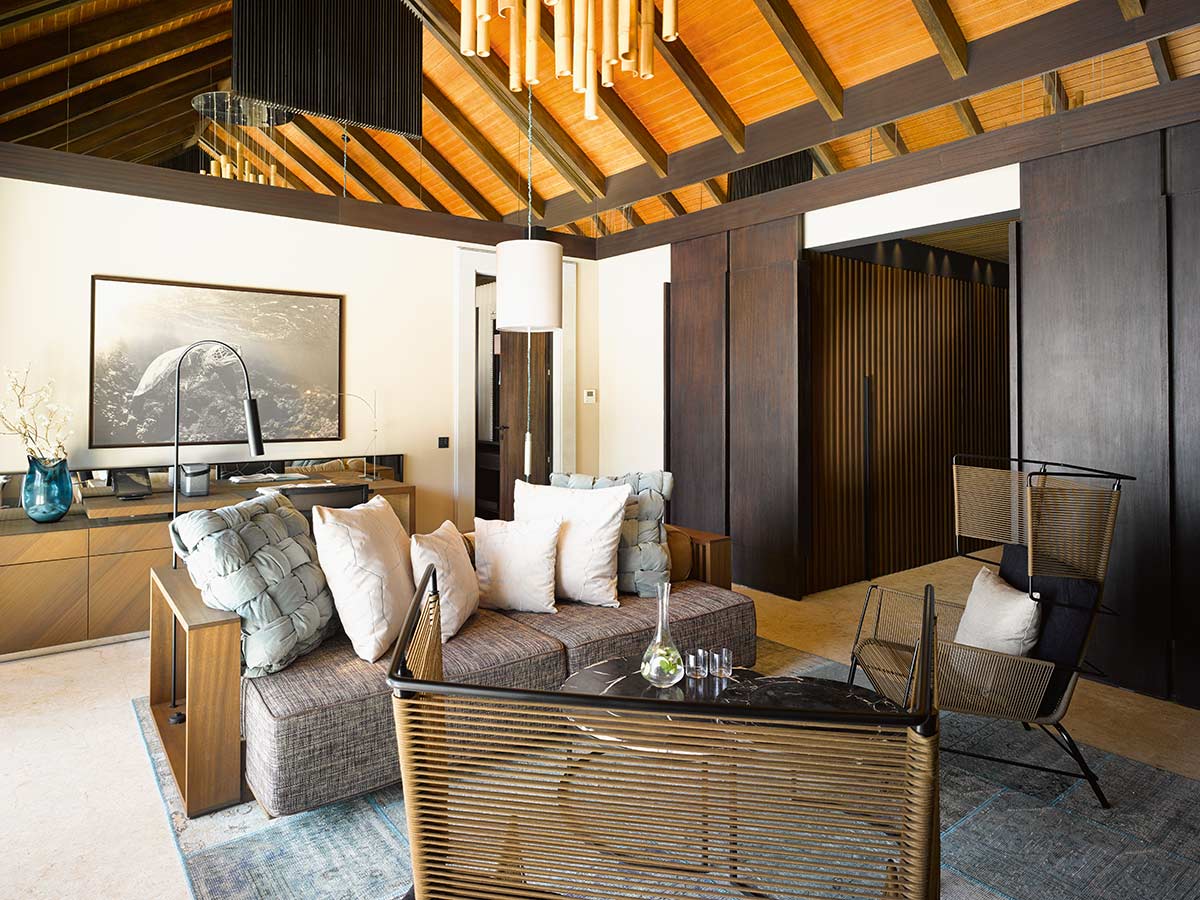 beach pool house living area