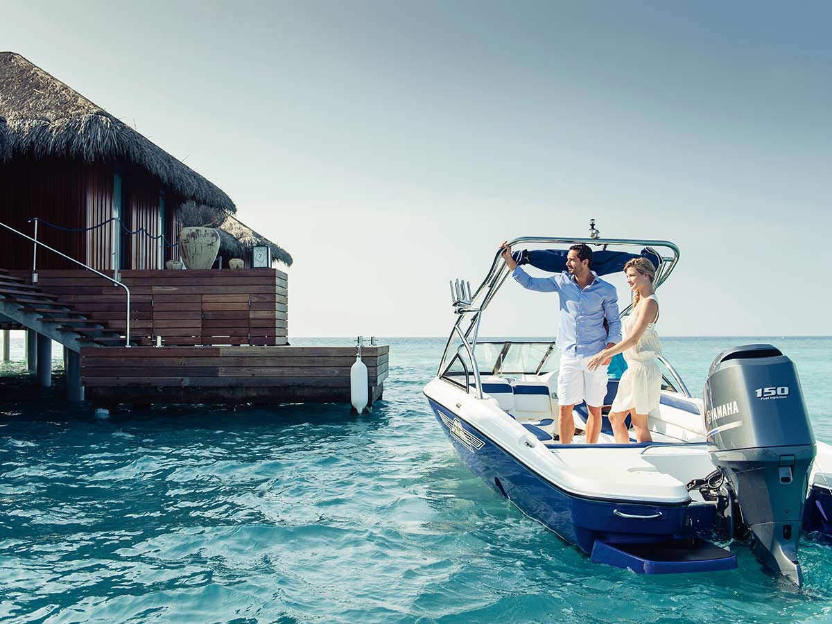 romantic pool residence 9