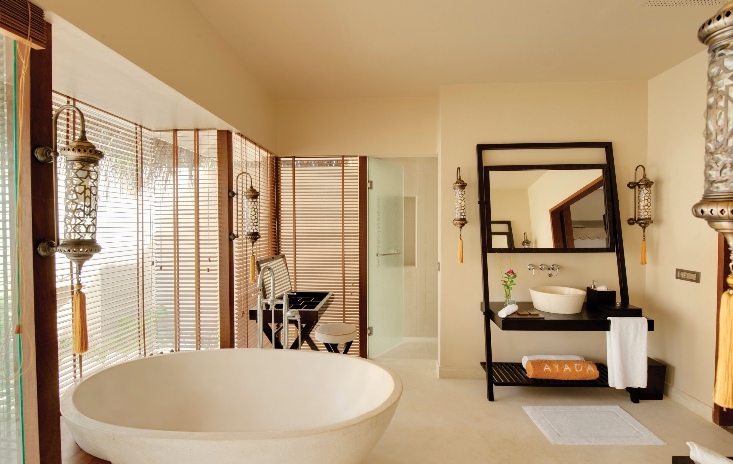 ayada maldives villa bathroom
